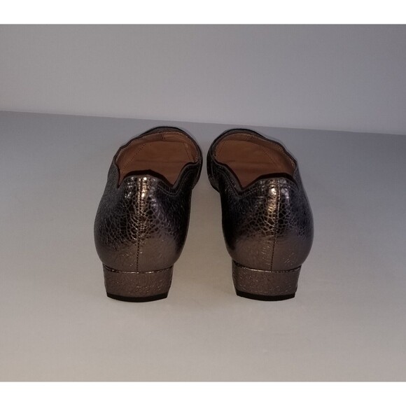 DONALD J PLINER Women's Icon Cracked Leather Metallic Bronze Loafers Sz 8 - Picture 10 of 15